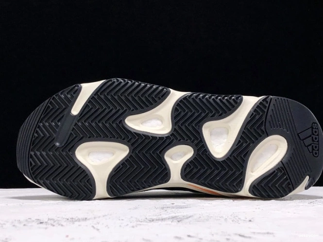 Adidas Runner Wave 700 B75571 Yeezy Boost 1112